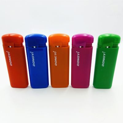 Limpador de cigarro a gás reabastecível e à prova de vento personalizável para as suas necessidades Dy-F008