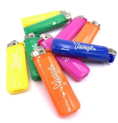 Cinco cores BBQ Custom Flame Electric Lighter para cigarros descartáveis Recheado de gás