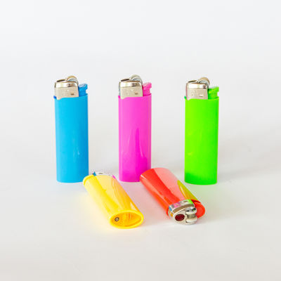 ISO9994 Standard Flint Gas Lighter com corpo de plástico recarregável e certificação MSDS