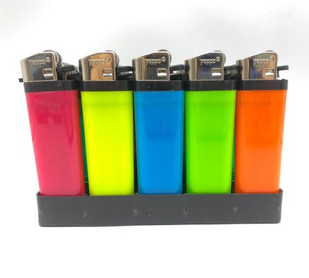 Flint Cigarettes Lighters de bolso N.W/G.W 17/18kgs Cartão Tamanho 43*26*27cm e Portátil