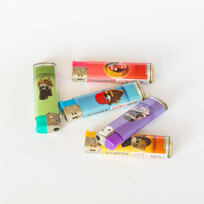 Pedido personalizado Design de rótulo de cinco cores Lâmpada de gás para cigarro Cap de vento de níquel