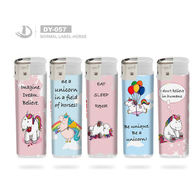 8.0*2,5*1,0cm Acendedor eletrónico de cigarro descartável com logotipo personalizado Modelo N.O. DY-057