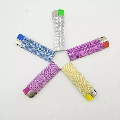 Customização Importação de cigarros de reabastecimento direto Lighter elétrico com adesivo Diamante Dy-007