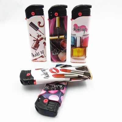 2021 Fashion Classic Electric Gas Lighter Hunan Dongyi Dy-1702 amostras US 0.01 / peça