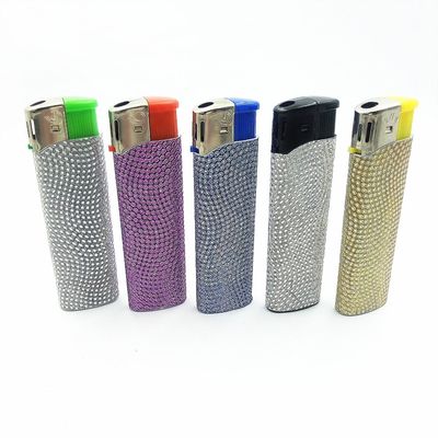 En 113869 Certificado personalizado Lighter Elétrico de Plástico Dongyi padrão de personalização