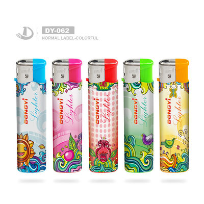 Cigarro de cigarro de tubo recarregável para fumar com embalagem 50PCS/caixa e cinco cores