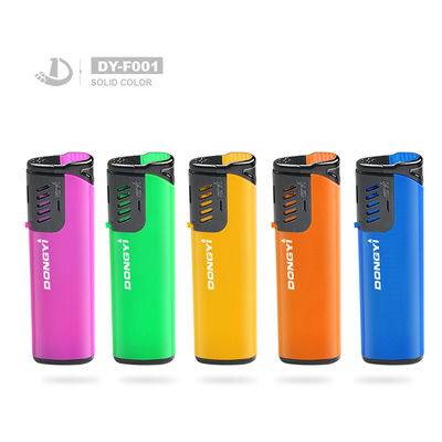 8.11*2.49*1.32 CM Recarregável Dongyi plástico à prova de vento EUR Standard cigarro isqueiro a gás