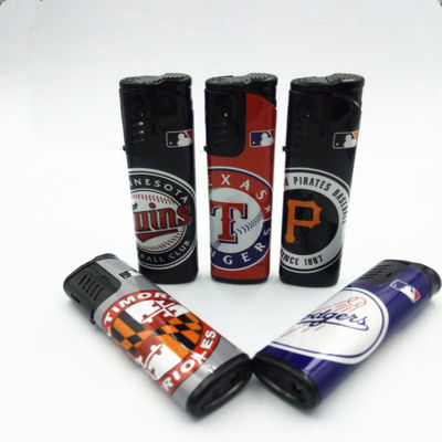 Dongyi Plastico Cigar Lighter Windproof Cigar Lighter de Fumo Personalização para 2022 Hot Deal