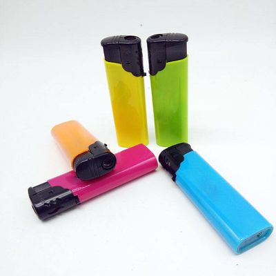 Cigarro recarregável personalizado USB Cricket Lighter Windproof 7,95 * 2,46 * 1,37 CM DY-F002
