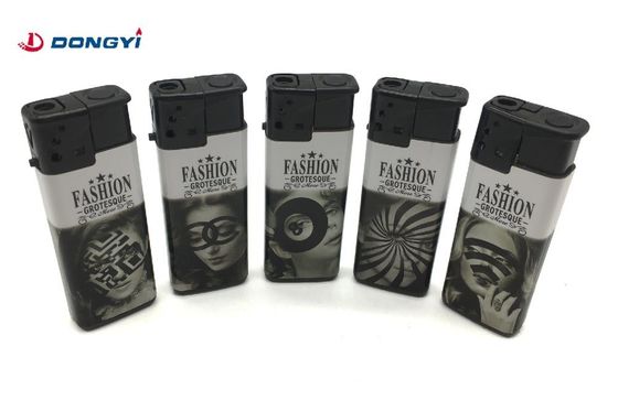 Etiqueta colorida personalizada Limpador de cigarros de moda para o modelo europeu e americano NO. DY-F007 Plástico