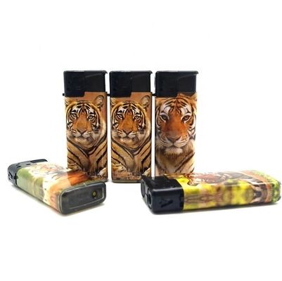 ISO9994 Turbo Flame Windproof Lighter de gás padrão com logotipo personalizado Tiger Sticker