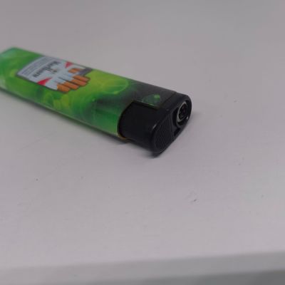 Pedido personalizado resistente ao vento estilo Jet Blue Flame Novidade gas lighters em Dongyi