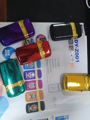 Material de plástico mais recente estilo Flip Turbo Flame Piezo resistente ao vento Lighter de gás recarregável